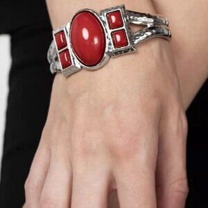 Paparazzi A Touch Of Tiki Red Bracelet NIP